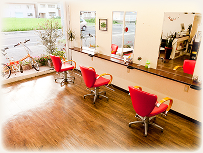hair&makeエアリーの店内